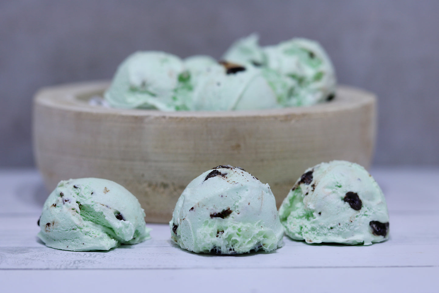 Freeze Dried Mint Chocolate Ice Cream Bites