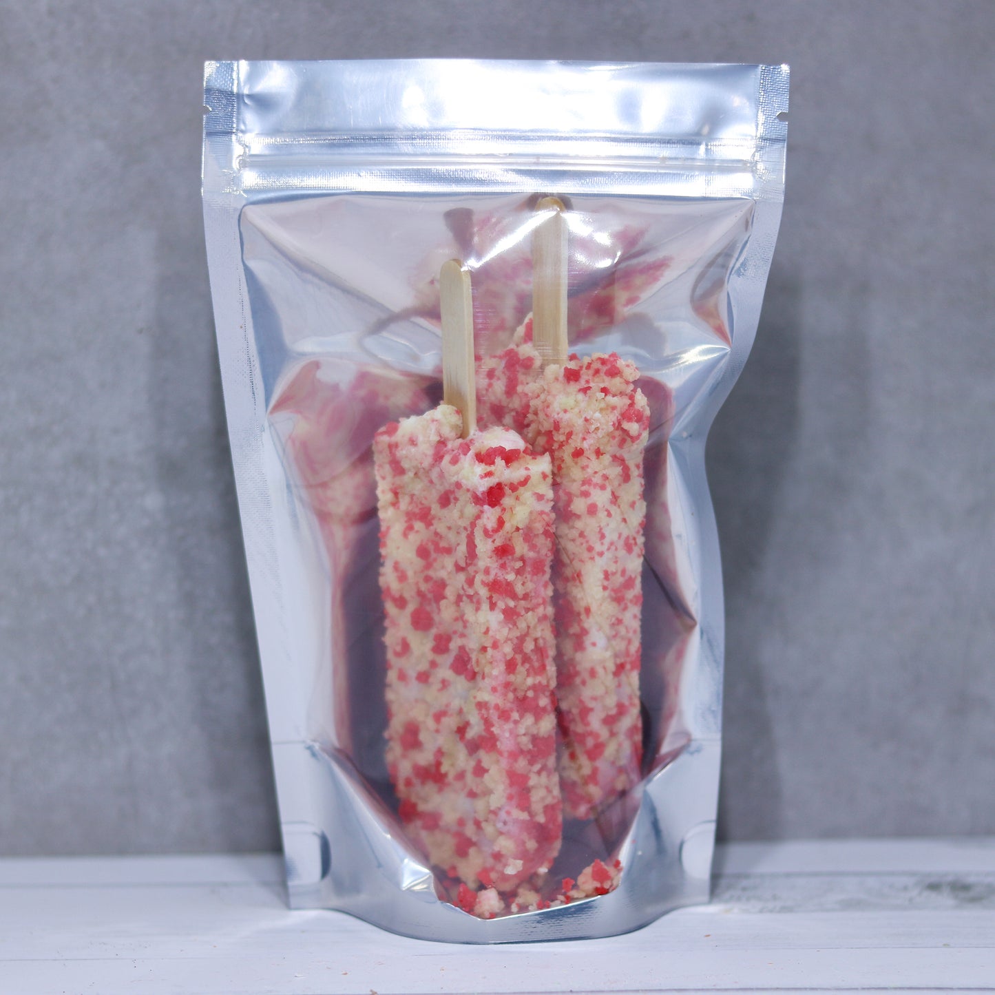 Freeze Dried Ice Cream Popsicle (Chocolate Eclair, Strawberry Shortcake)